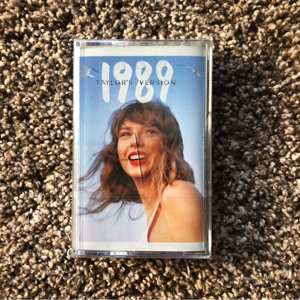 NEW 1989 Cassette *Cracked